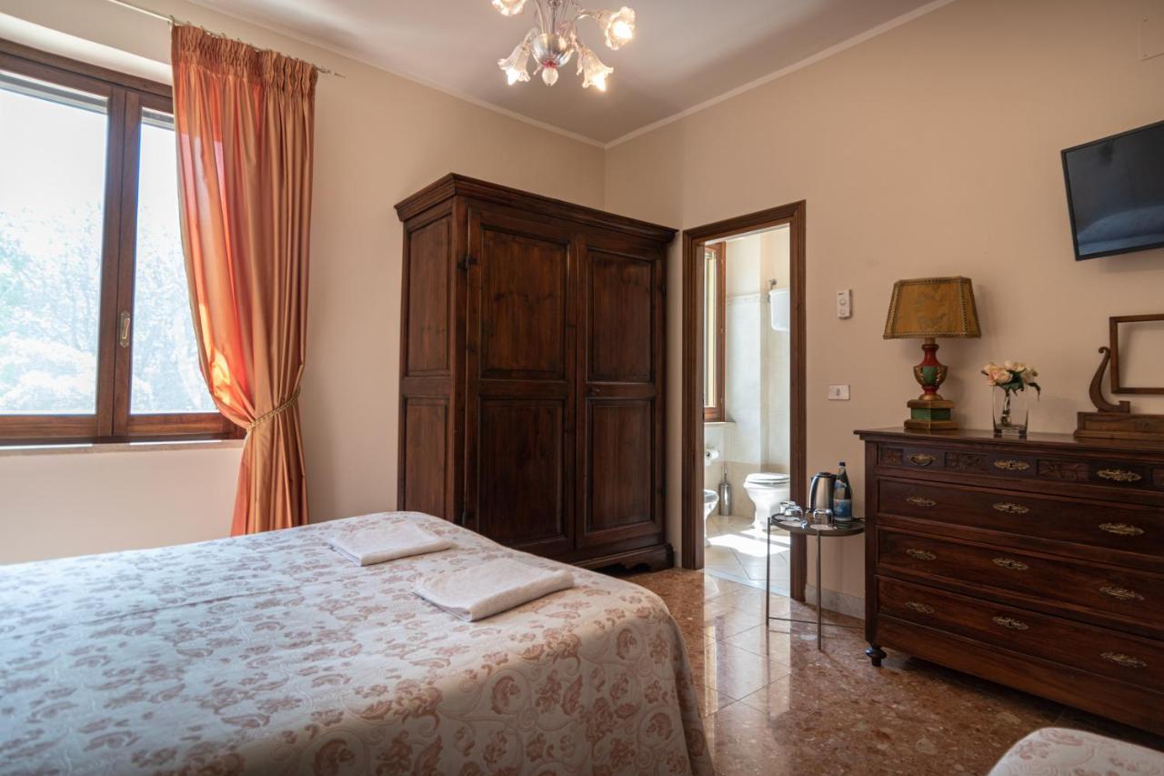 Agriturismo Villa Val D'Olivi Capodacqua  Eksteriør bilde