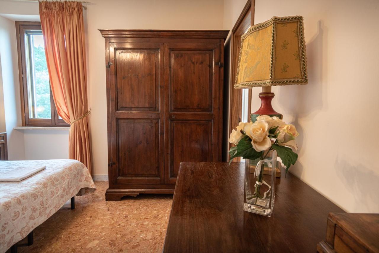 Agriturismo Villa Val D'Olivi Capodacqua  Eksteriør bilde