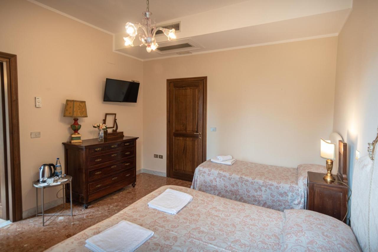 Agriturismo Villa Val D'Olivi Capodacqua  Eksteriør bilde