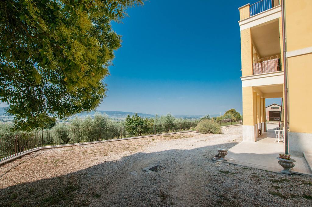 Agriturismo Villa Val D'Olivi Capodacqua  Eksteriør bilde